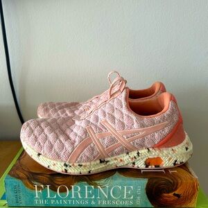Asics HyperGel Kenzen Woman's Size 8